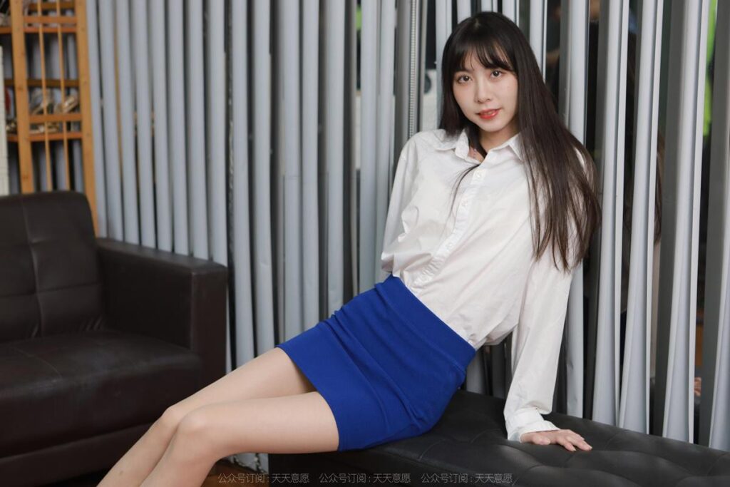 [IESS異思趣向] 2022.11.13 絲享家 1267 團團《藍色包臀裙》[87P/90MB]插圖1