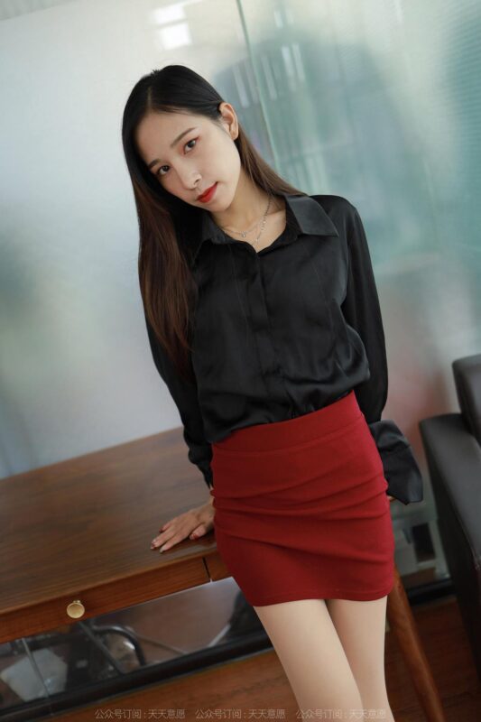 [IESS異思趣向] 2022.12.03 絲享家 1287 美子《玉足佳人》[91P/97MB]-無(wú)料攝影圈