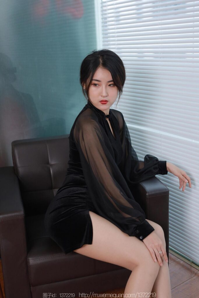 [IESS異思趣向] 2022.12.15 絲享家 1299 小寶《黑色旗袍白紙扇》[86P/86MB]插圖2