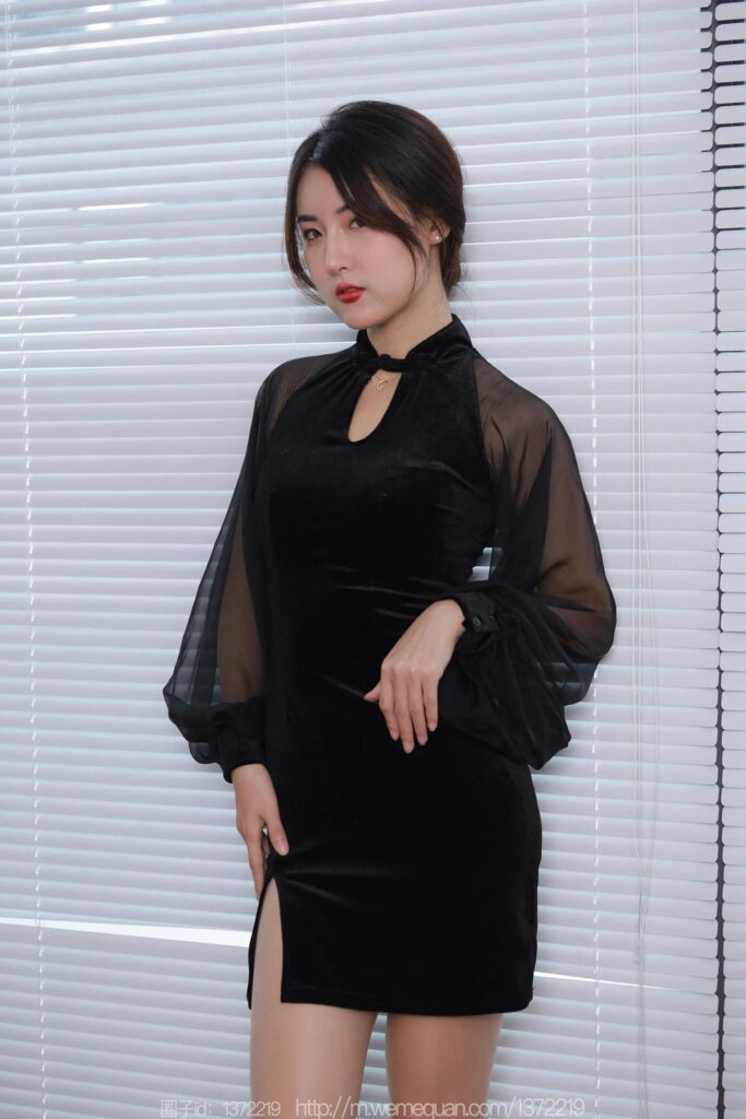 [IESS異思趣向] 2022.12.15 絲享家 1299 小寶《黑色旗袍白紙扇》[86P/86MB]插圖3