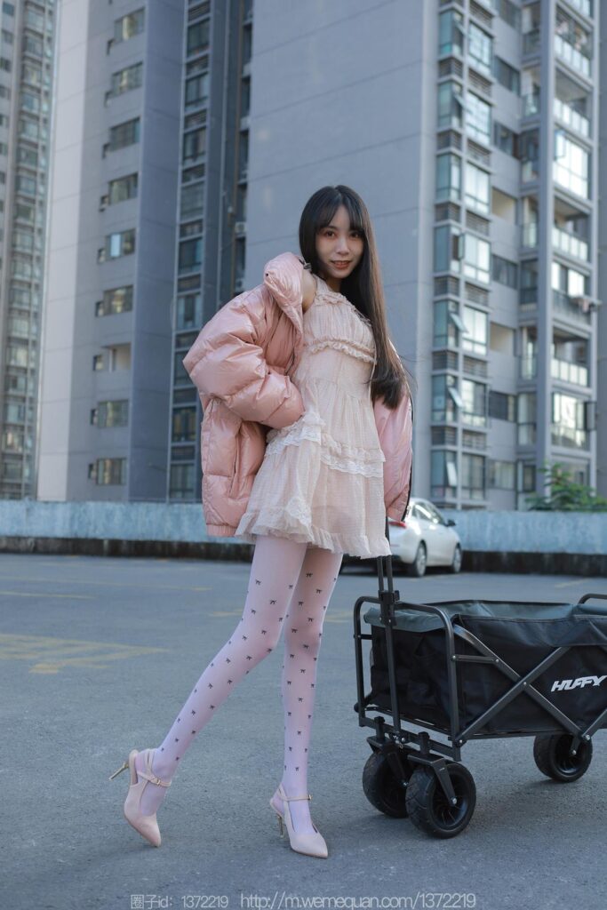 [IESS異思趣向] 2022.12.23 絲享家 1307 團團《長腿推車》[84P/91MB]插圖