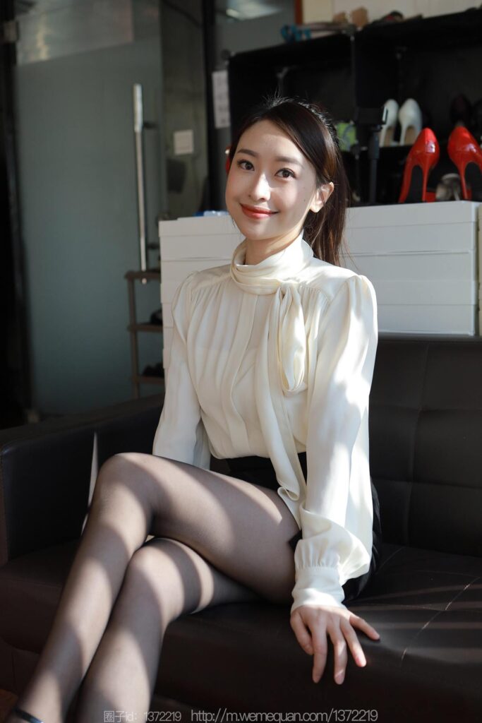 [IESS異思趣向] 2022.12.24 絲享家 1308 小婕《鏡前佳人》[83P/83MB]插圖