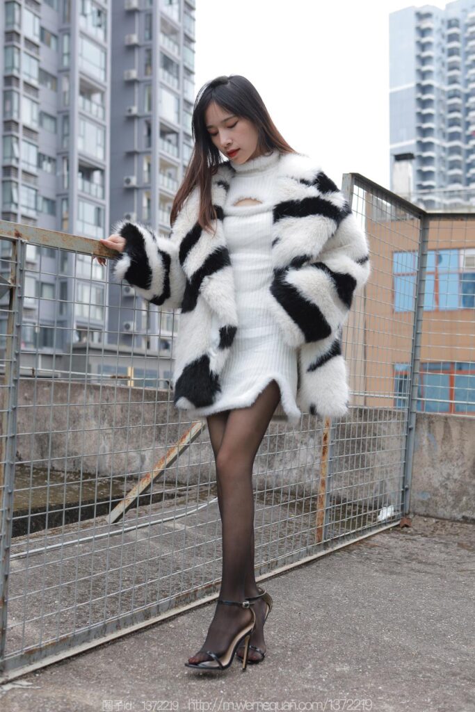 [IESS異思趣向] 2022.12.29 絲享家 1313 美子《冬季穿搭》[88P/117MB]插圖