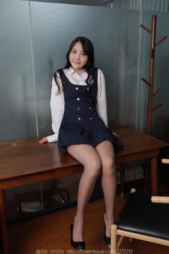 [IESS異思趣向] 2023.1.2 絲享家 1317 婉萍《學苑短裙》[79P/78MB]插圖2