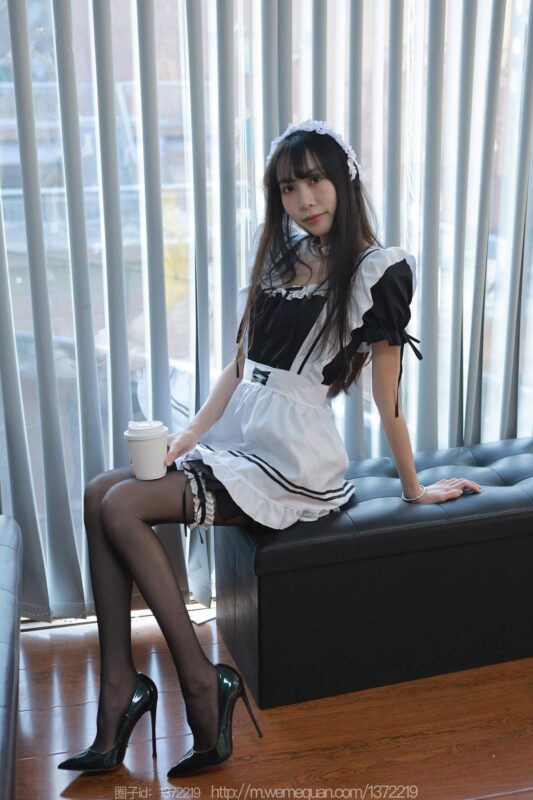 [IESS異思趣向] 2023.1.3 絲享家 1318 團(tuán)團(tuán)《限定女仆裝》[86P/91MB]-無(wú)料攝影圈