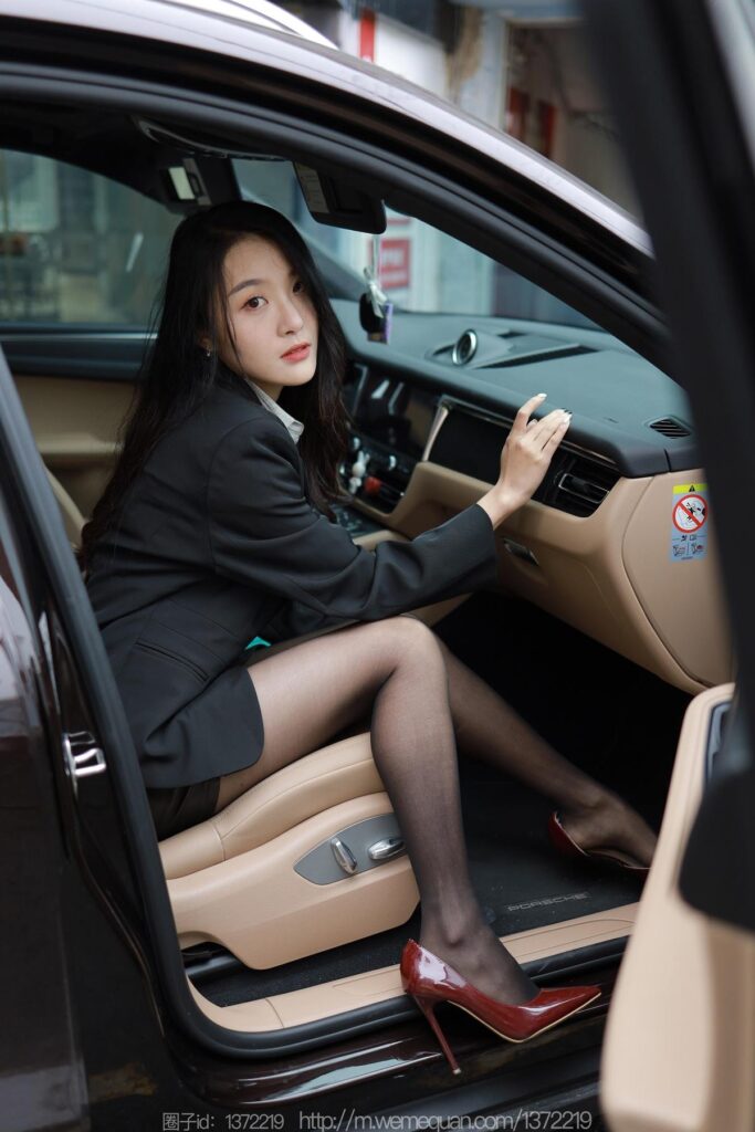 [IESS異思趣向] 2023.1.11 絲享家 1326 婉萍《美女專車》[88P/89MB]插圖1