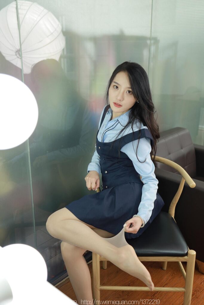 [IESS異思趣向] 2023.1.14 絲享家 1329 婉萍《鏡前佳人》[83P/80MB]插圖2