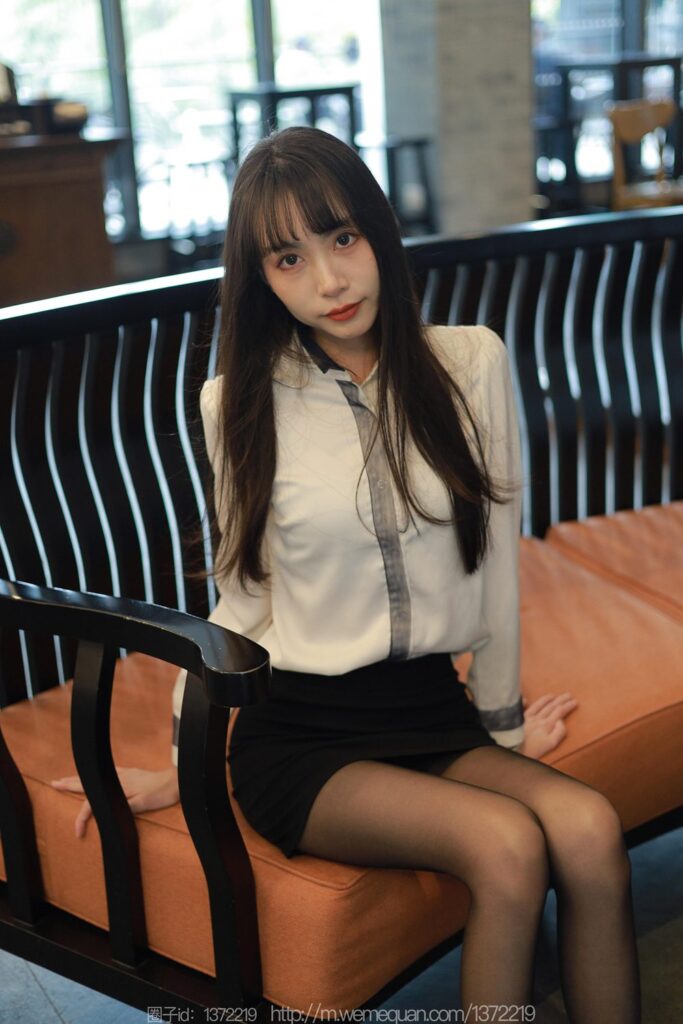 [IESS異思趣向] 2023.2.14 絲享家 1361 團(tuán)團(tuán)《美腿下午茶》[93P/98MB]插圖2