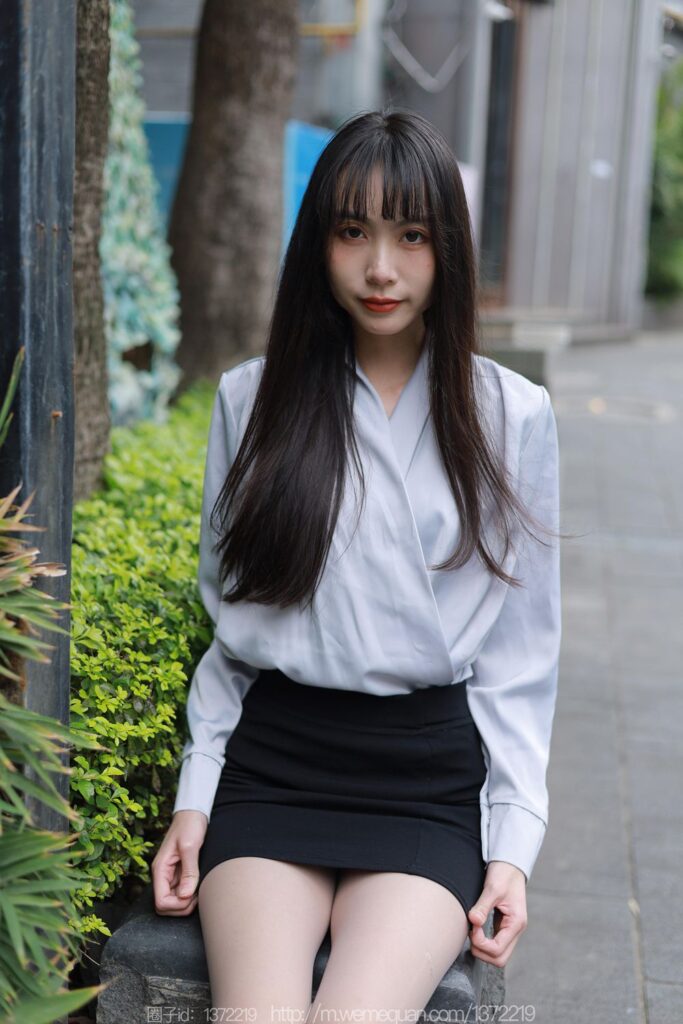 [IESS異思趣向] 2023.3.2 絲享家 1378 團團《樓梯上的美仁》[92P/94MB]插圖1