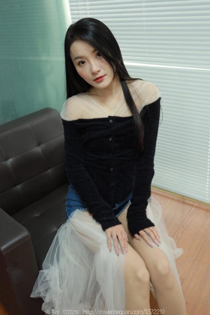 [IESS異思趣向] 2023.3.13 絲享家 1389 婉萍《偶遇單身狗》[90P/92MB]插圖2