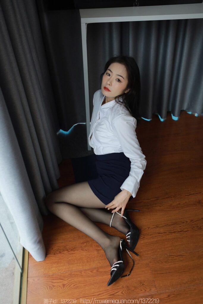 [IESS異思趣向] 2023.3.15 絲享家 1391 小金《落地窗制服》[88P/96MB]插圖3