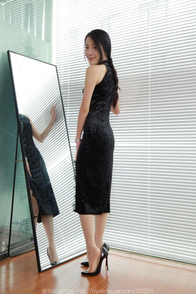 [IESS異思趣向] 2023.3.26 絲享家 1402 婉萍《旗袍俏佳人》[87P/93MB]插圖1