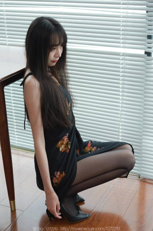 [IESS異思趣向] 2023.4.28 絲享家 1435 團團《黑色高跟鞋》[83P/84MB]-無料攝影圈