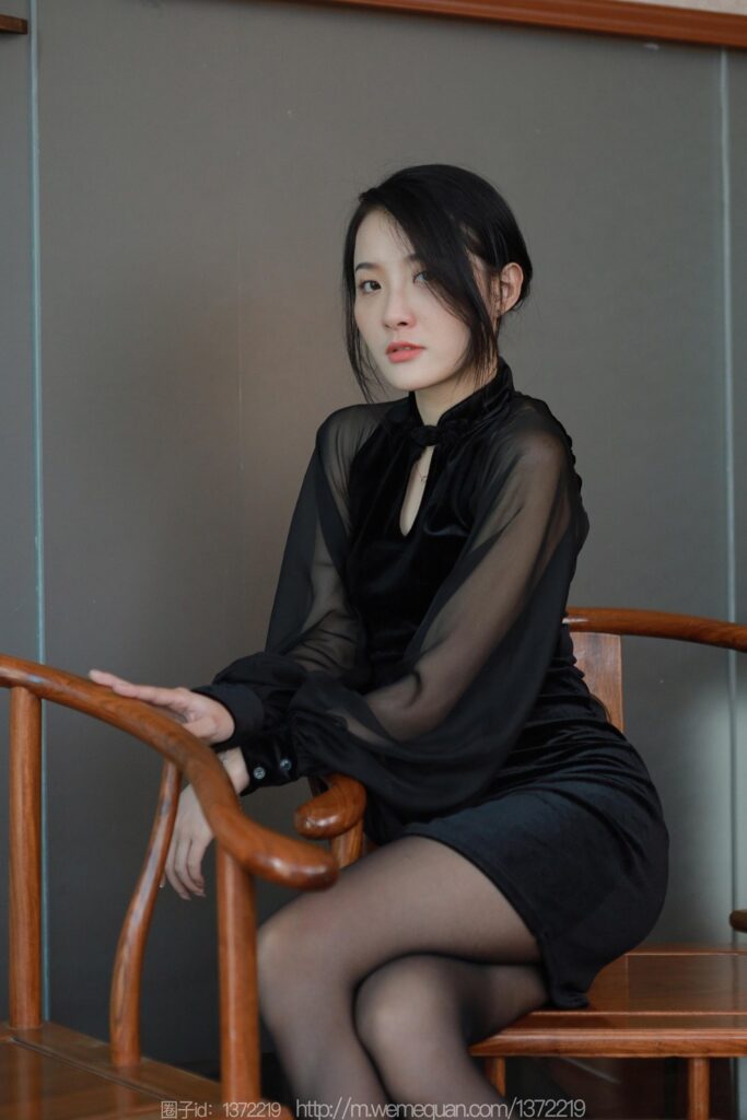 [IESS異思趣向] 2023.5.5 絲享家 1442 婉萍《黑色薔薇》[86P/88MB]插圖2