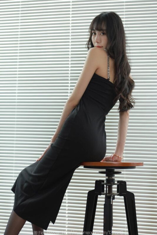 [IESS異思趣向] 2023.5.7 絲享家 1444 團(tuán)團(tuán)《雷絲少女》[85P/94MB]-無料攝影圈