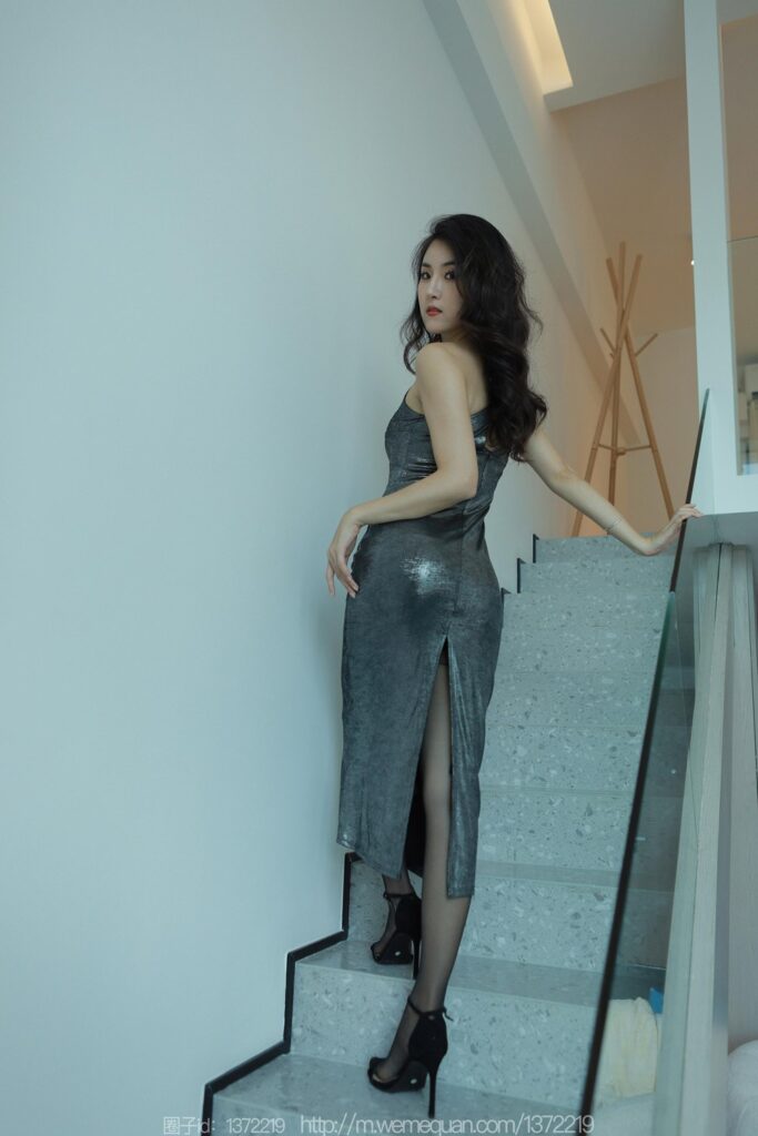 [IESS異思趣向] 2023.6.29 絲享家 1467 小寶《液體金屬裙》[80P/85MB]插圖1