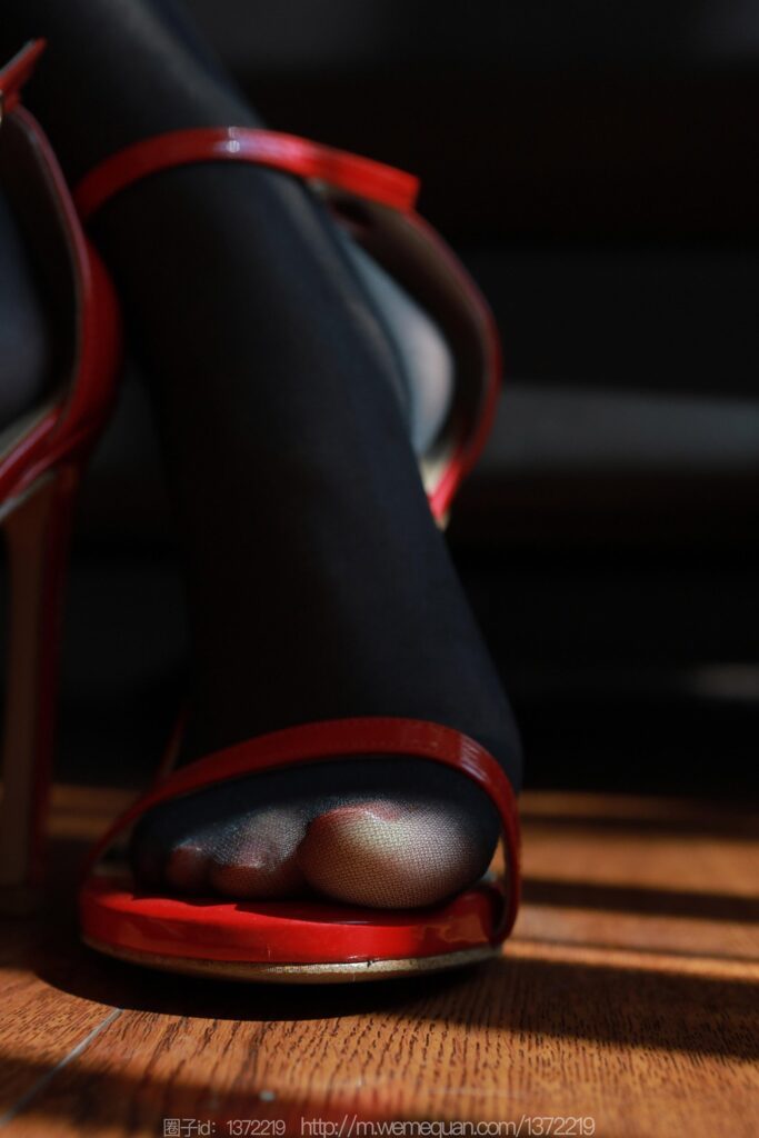 [IESS異思趣向] 2023.8.6 絲享家 1499 團團《光影交錯》[84P/90MB]插圖3