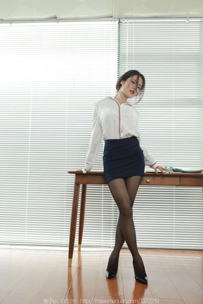 [IESS異思趣向] 2023.8.10 絲享家 1503 兔兔《會議缺席》[85P/92MB]插圖