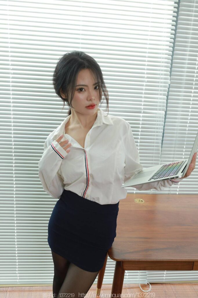 [IESS異思趣向] 2023.8.10 絲享家 1503 兔兔《會議缺席》[85P/92MB]插圖2