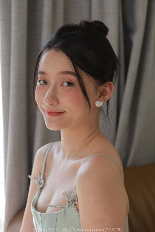 [IESS異思趣向] 2023.09.26 絲享家 1543 秋秋《陽光情人》[81P/74MB]-無料攝影圈