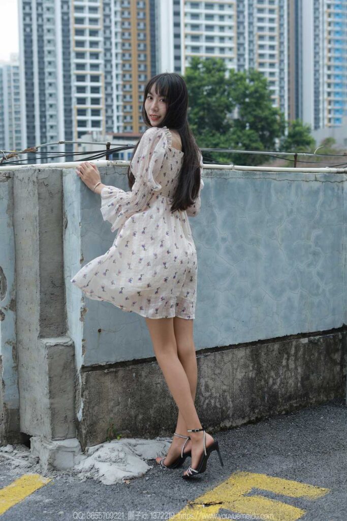 [IESS異思趣向] 2023.10.15 絲享家 1559 團(tuán)團(tuán)《風(fēng)吹裙子》[82P/82MB]插圖1