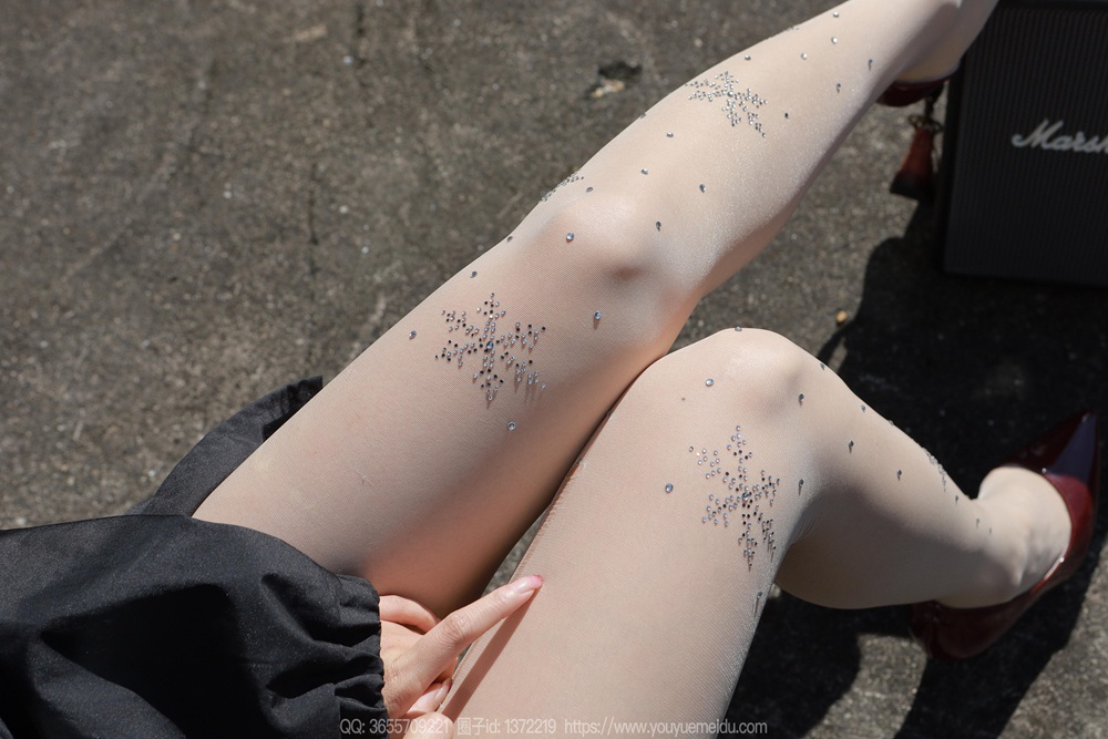 [IESS異思趣向] 2023.12.07 絲享家 1605 婉萍《曬曬太陽(yáng)》[86P/103MB]插圖2