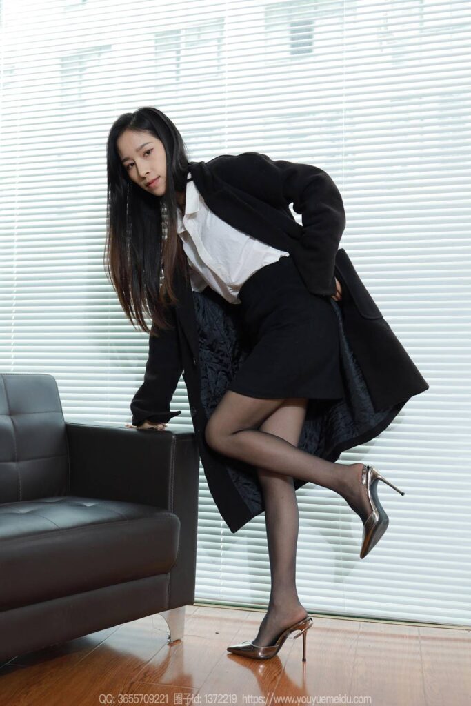 [IESS異思趣向] 2024.02.28 絲享家 1676 美子《節(jié)后上班》[90P/73MB]插圖1