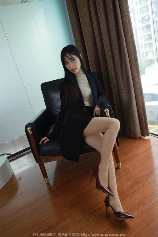 [IESS異思趣向] 2024.03.20 絲享家 1694 美子《OL小黑裙》[89P/63MB]-無料攝影圈