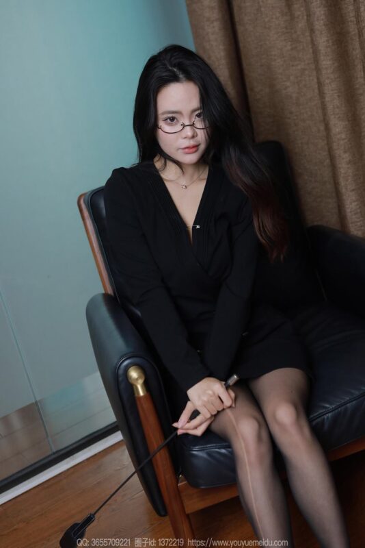 [IESS異思趣向] 2024.04.12 絲享家 1714 兔兔《魅惑黑衣》[84P/79MB]-無料攝影圈