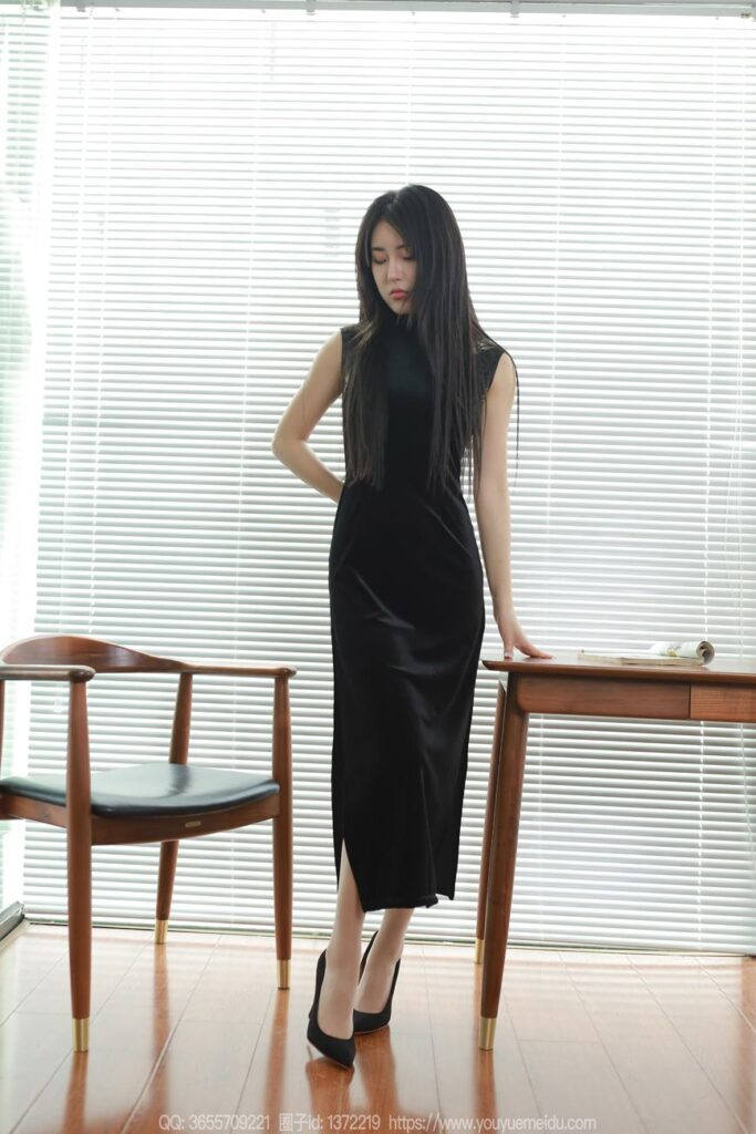 [IESS異思趣向] 2024.04.21 絲享家 1721 小寶《黑長(zhǎng)直》[86P/71MB]插圖1