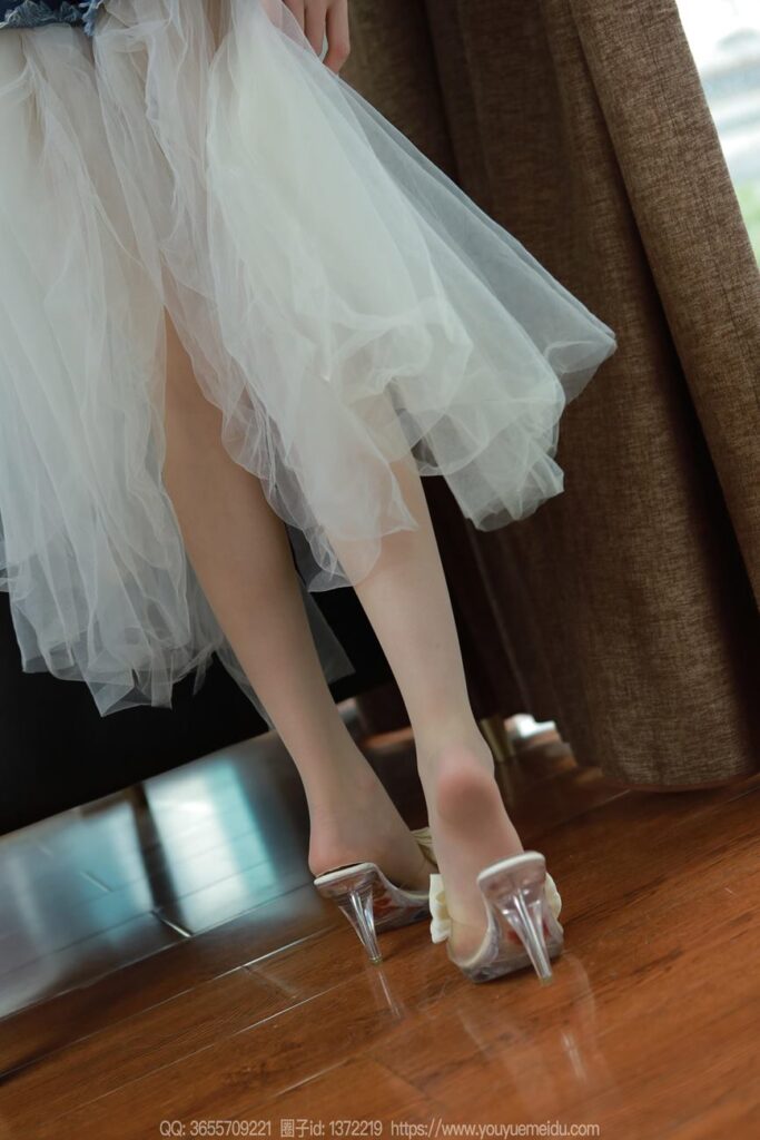 [IESS異思趣向] 2024.04.28 絲享家 1727 團(tuán)團(tuán)《長(zhǎng)腿白紗》[86P/70MB]插圖3