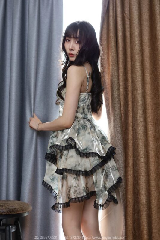 [IESS異思趣向] 2024.05.30 絲享家 1755 團(tuán)團(tuán)《蓬蓬短裙》[88P/80MB]-無(wú)料攝影圈