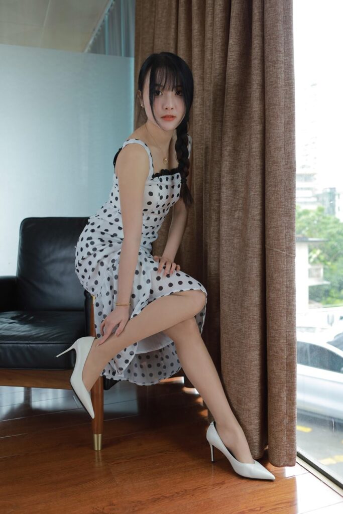 [IESS異思趣向] 2024.07.03 絲享家 1784 婉萍《波點(diǎn)姑娘》[84P/75MB]插圖2