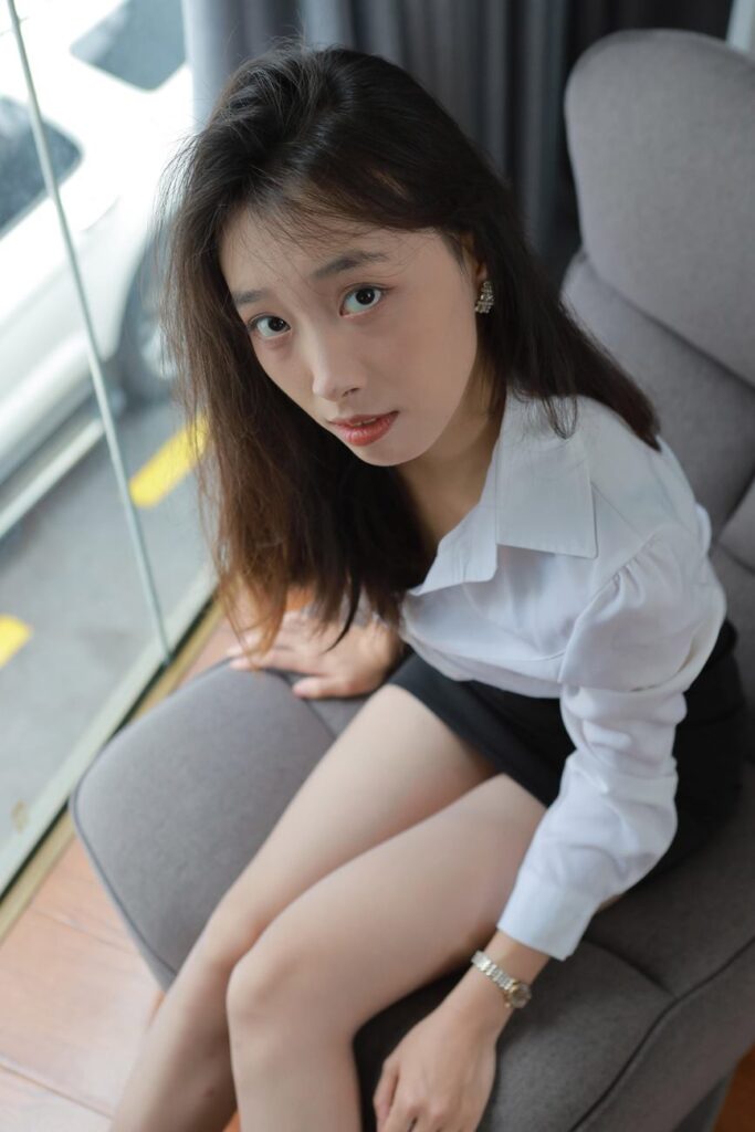 [IESS異思趣向] 2024.07.05 絲享家 1786 小九《OL裝（上）》[88P/74MB]插圖