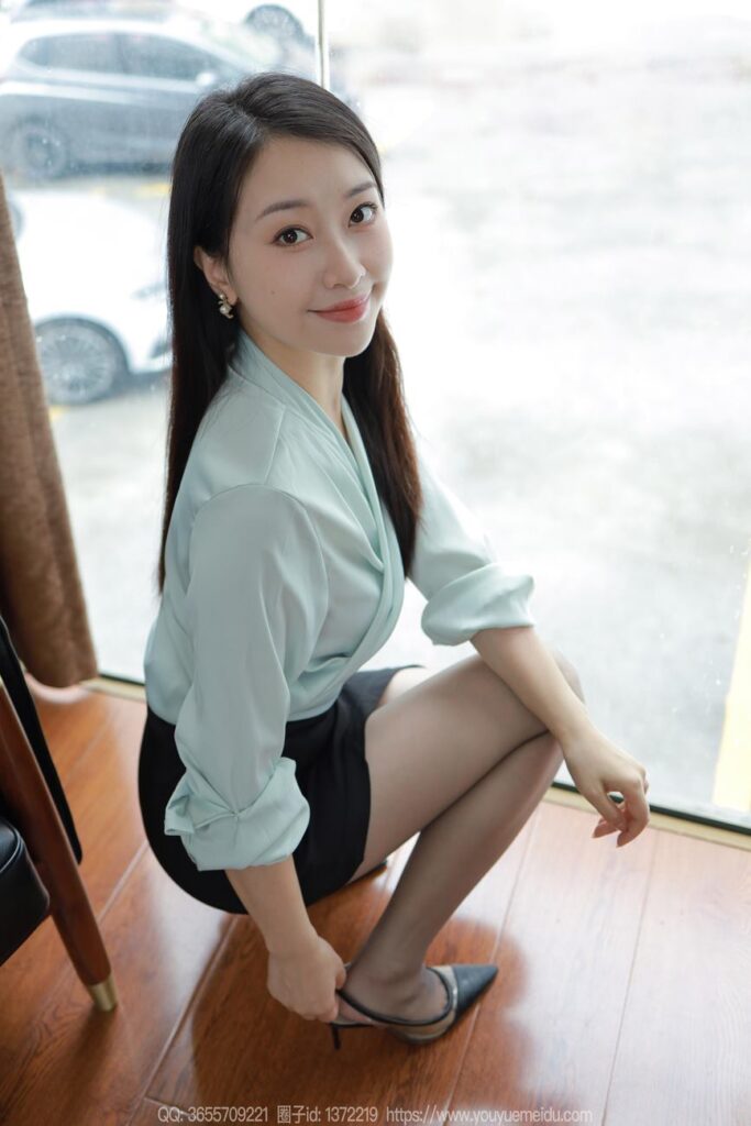 [IESS異思趣向] 2024.07.14 絲享家 1793 小婕《灰色絲》[87P/74MB]插圖1