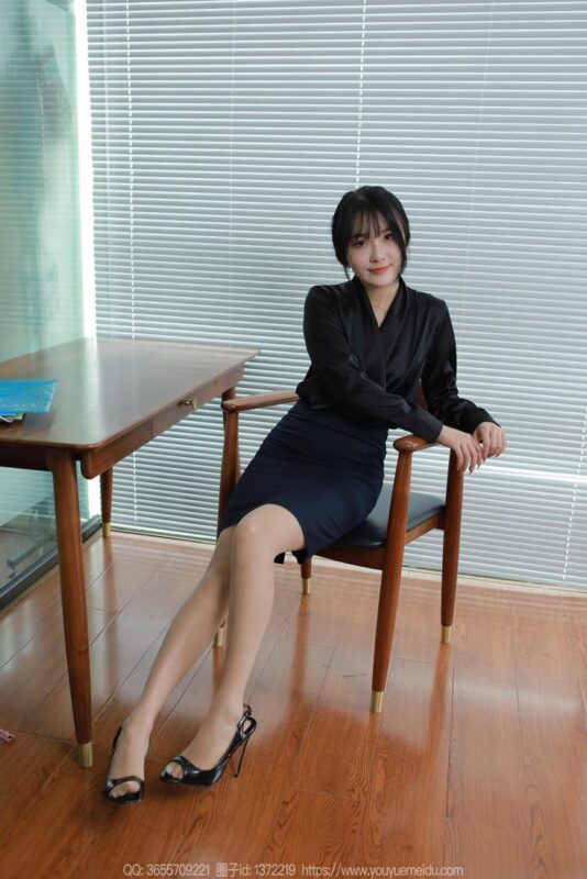 [IESS異思趣向] 2024.07.19 絲享家 1798 婉萍《黑色襯衣》[88P/67MB]-無料攝影圈