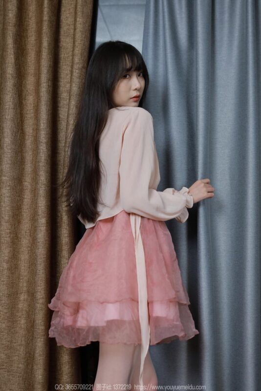 [IESS異思趣向] 2024.08.04 絲享家 1811 團(tuán)團(tuán)《粉白漸變（上）》[80P/80MB]-無(wú)料攝影圈