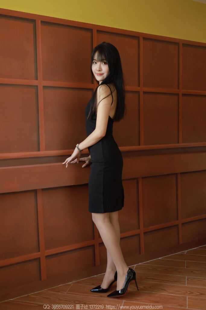 [IESS異思趣向] 2024.09.22 絲享家 1852 婉萍《黑色禮裙（上）》[93P/66MB]插圖1