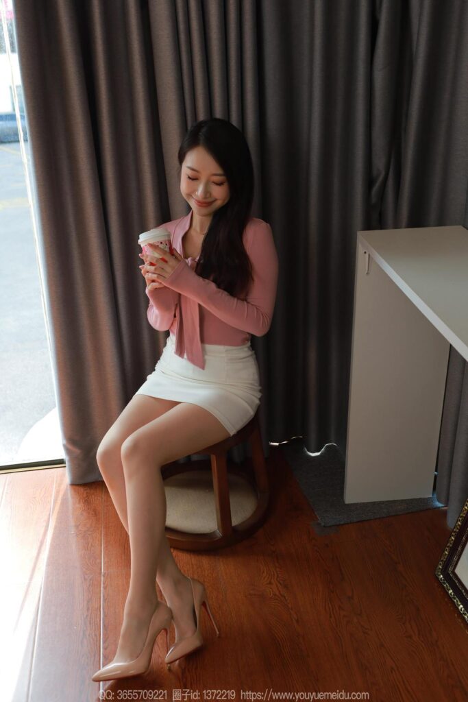 [IESS異思趣向] 2024.11.12 絲享家 1896 小婕《陽(yáng)光玉姐》[89P/83MB]插圖