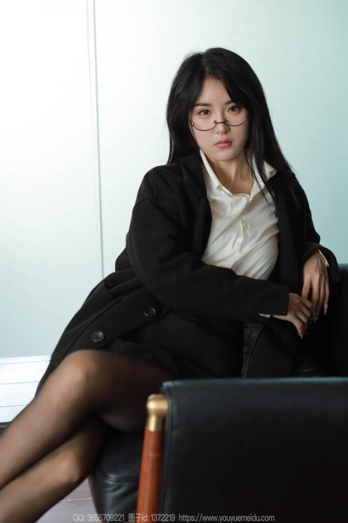 [IESS異思趣向] 2024.12.29 絲享家 1936 小寶《黑色外套（下）》[66P/55MB]插圖3