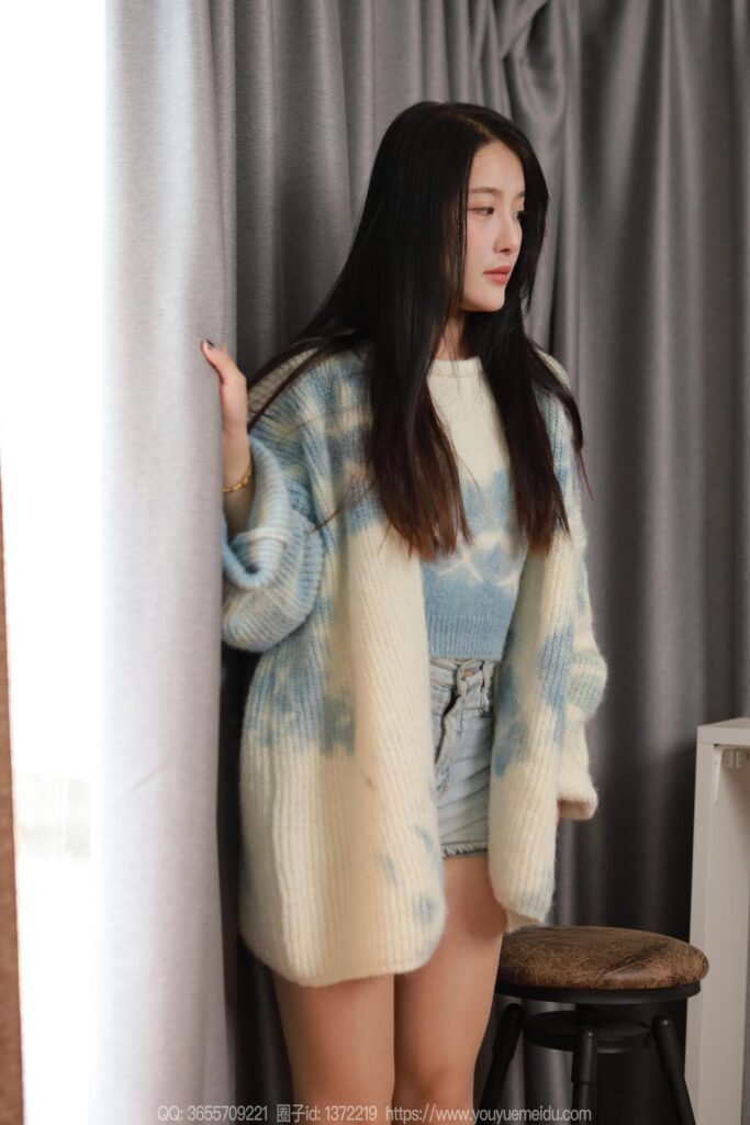 [IESS異思趣向] 2025.01.03 絲享家 1941 婉萍《藍(lán)白毛衣（上）》[90P/95MB]插圖