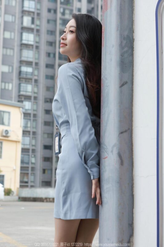 [IESS異思趣向] 2025.01.19 絲享家 1954 小婕《停車場(chǎng)（上）》[88P/102MB]-無料攝影圈