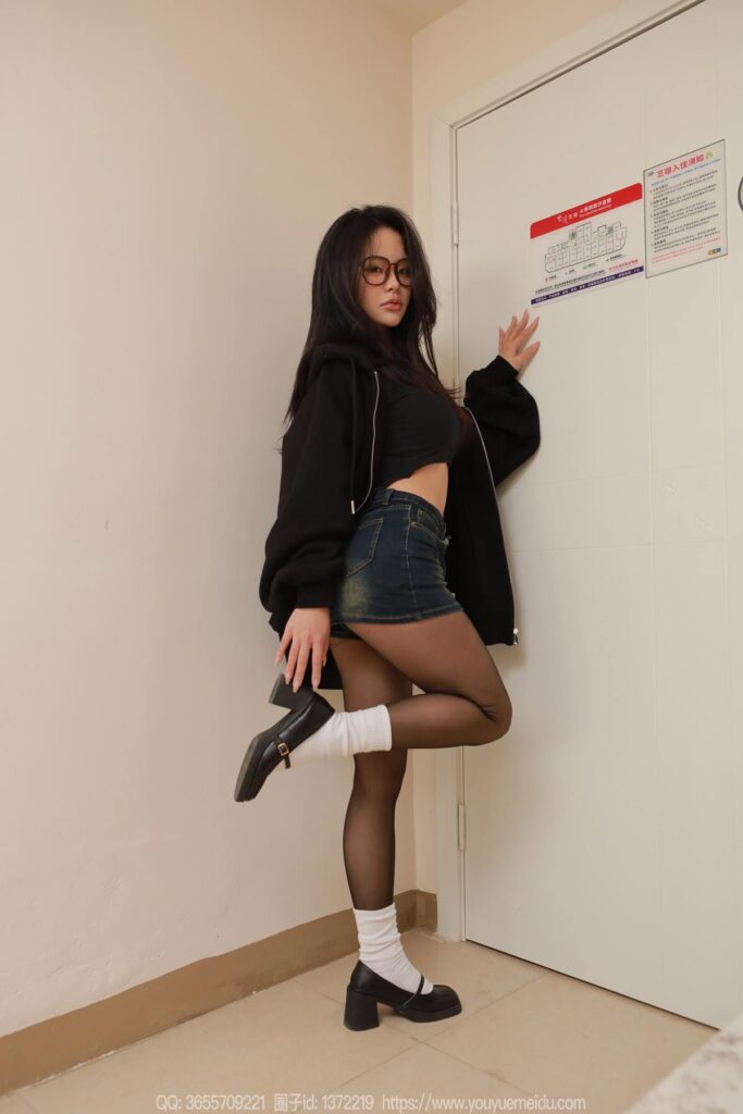 [IESS異思趣向] 2025.01.26 絲享家 1960 兔兔《嘿絲沙發(fā)》[88P/58MB]插圖3