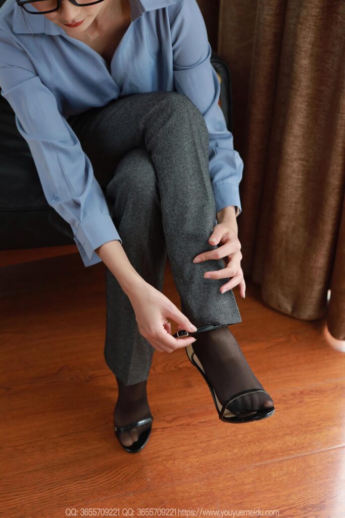 [IESS異思趣向] 2025.04.11 絲享家 2025 小金《西褲里絲》[90P/85MB]插圖1