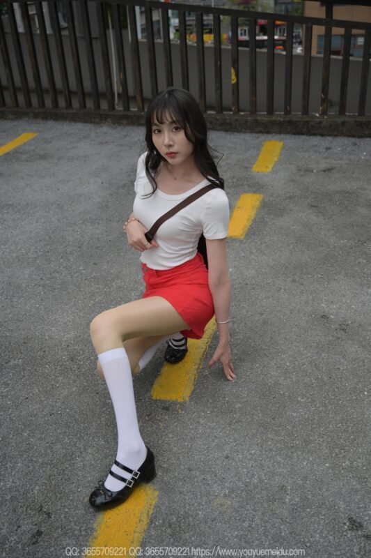 [IESS異思趣向] 2025.05.16 絲享家 2055 團(tuán)團(tuán)《紅裙子（上）》[87P/157MB]-無料攝影圈