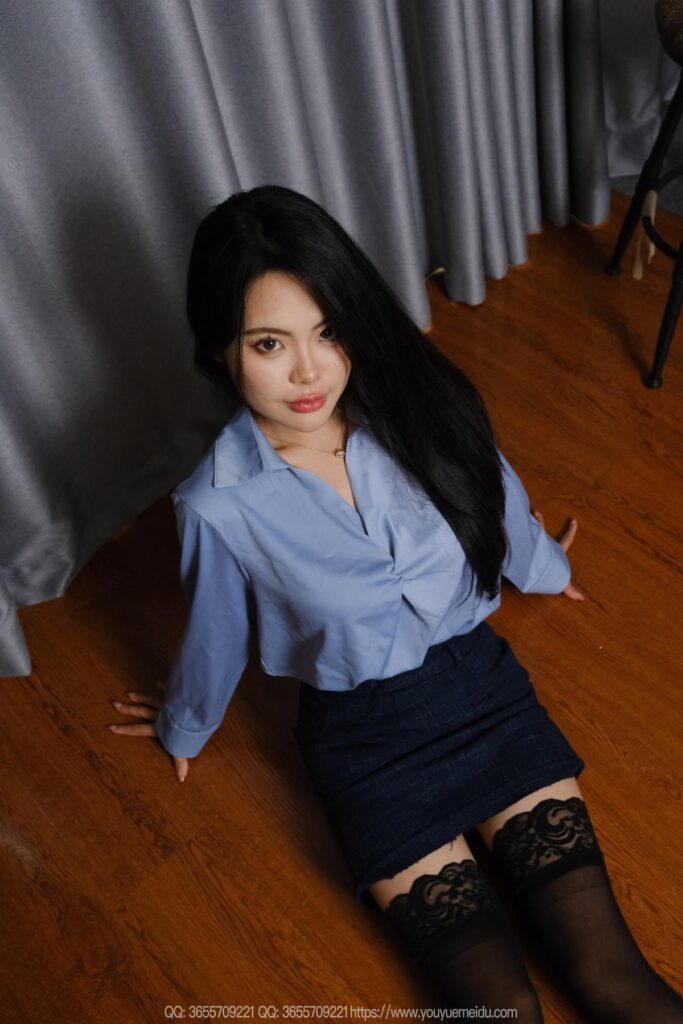 [IESS異思趣向] 2025.05.25 絲享家 2062 兔兔《藍(lán)衣半筒襪》[86P/118MB]插圖1