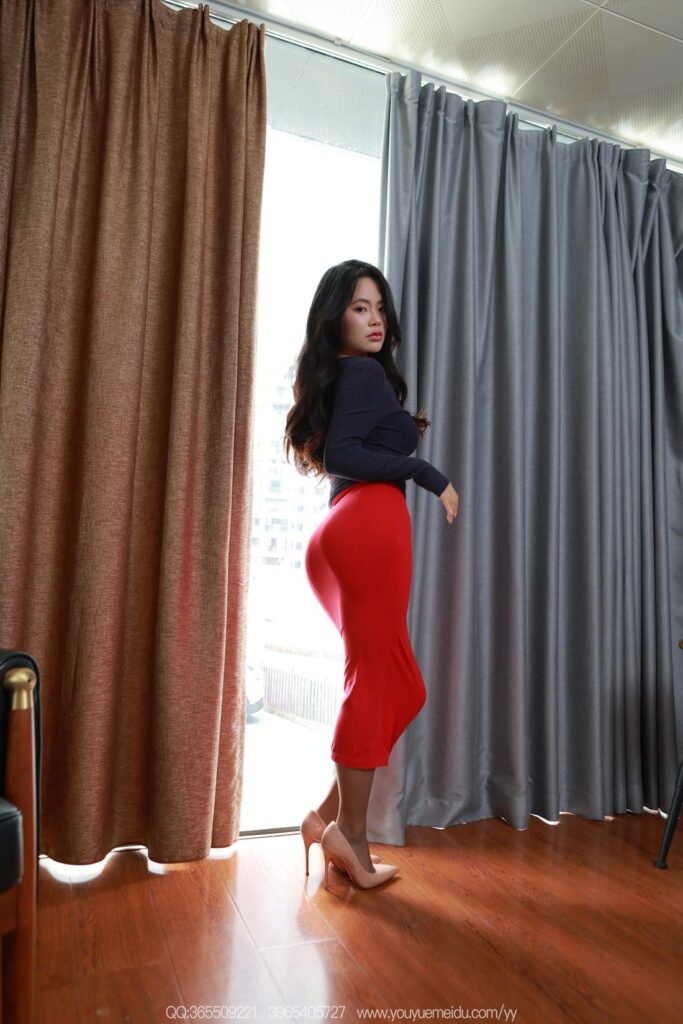 [IESS異思趣向] 2025.07.07 絲享家 2099 兔兔《紅裙翹腿》[89P/86MB]插圖1