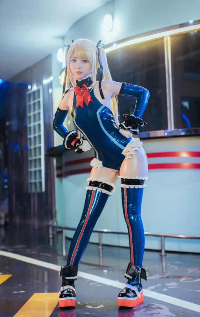 izumi泉桃子 NO.008 瑪麗蘿絲[32P/280M]插圖1