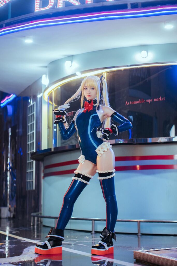 izumi泉桃子 NO.008 瑪麗蘿絲[32P/280M]插圖