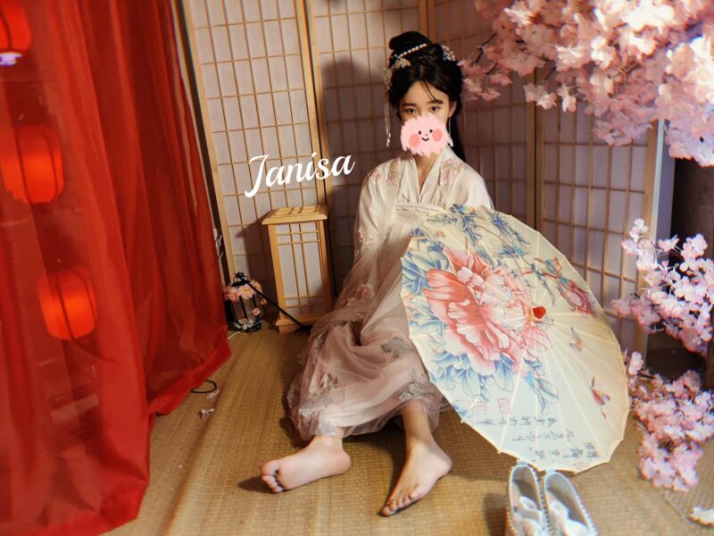 Janisa 001 朝花向晚 [22P/146MB]-無(wú)料攝影圈